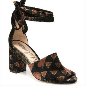 Sam Edelman 6.5 Odele Velvet Wrap Sandals